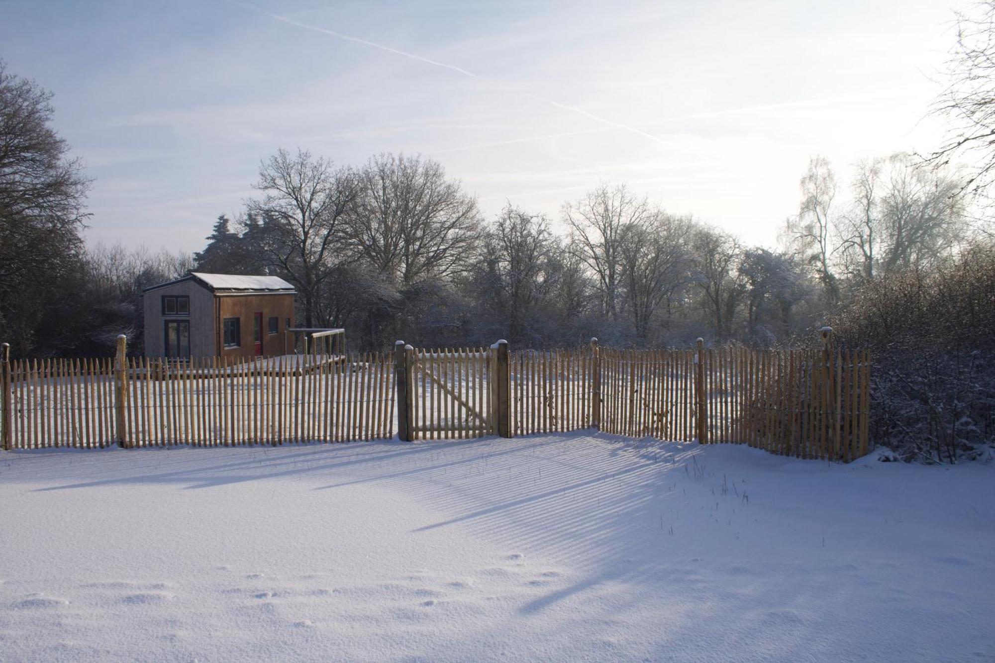 Tiny House Les Jours Heureux Sejour Nature Pres De Dinant Et Des Lacs De L Eau D Heure Villers-le-Gambon ภายนอก รูปภาพ